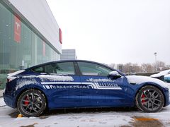 -TESLA 特斯拉(北京南四环中路特斯拉中心)