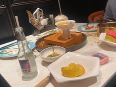 -雍容荟帝王蟹活龙虾展台自助(IFS黑金店)