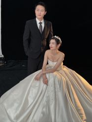 -雪中彩影婚纱摄影·微光艺术中心