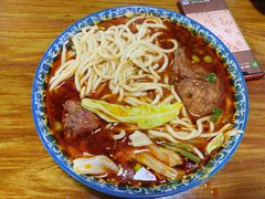 极品牛肉面-蒋六十八梯眼镜面(狮子坪店)