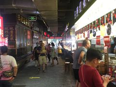 -水街美食城(泛宇邕江一品店)