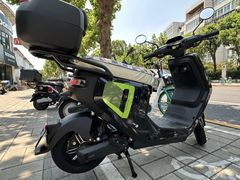 -小牛电动(上海浦东新区张杨路店)