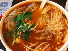 番茄金针菇肥牛-赤酱红油(家乐福店)