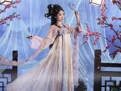 -九月鹰飞汉服摄影工作室
