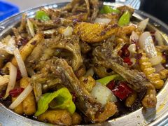 糯香鸭掌翅-休记光头香辣蟹干锅店(衣冠庙店)