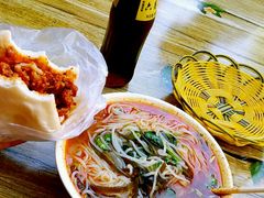 -天府米线笼笼肉夹馍(钟楼小区店)
