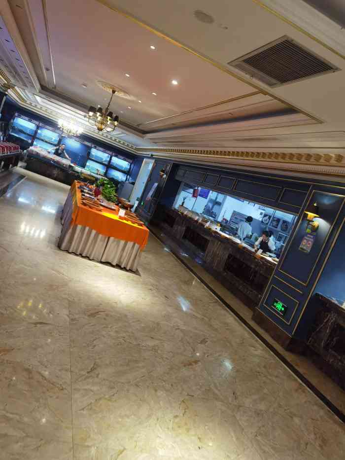 卢家湾大酒店(诸暨店)-"一路回程到诸暨最后在这里吃了顿豪华大餐.