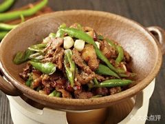 -山里人湘菜·山茶油炒土鸡(嘉邻中心店)