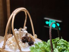 -余欢领鲜火锅(新街口店)