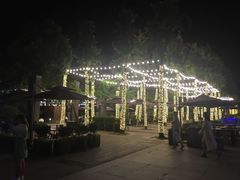 -星巴克(杭州湖滨银泰E区店)