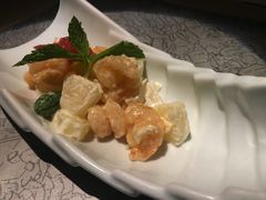 -穹六人间 people 6(岳阳路店)