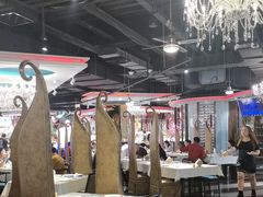 -四海一家自助餐(益田假日广场店)