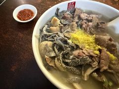 -潮镇老尾牛杂(环城西路店)