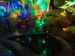-中华郡温泉
