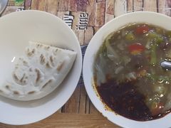 -刘老虎肉丸糊辣汤(总店)