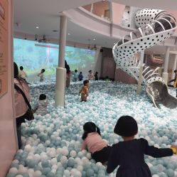 -奈尔宝·儿童乐园·亲子餐厅(鄞州万达店)