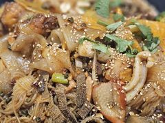 -醉人椒麻辣香锅(王府井喜悦店)