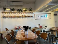 -辣叨叨·江西小炒锅气米粉(南京西路店)