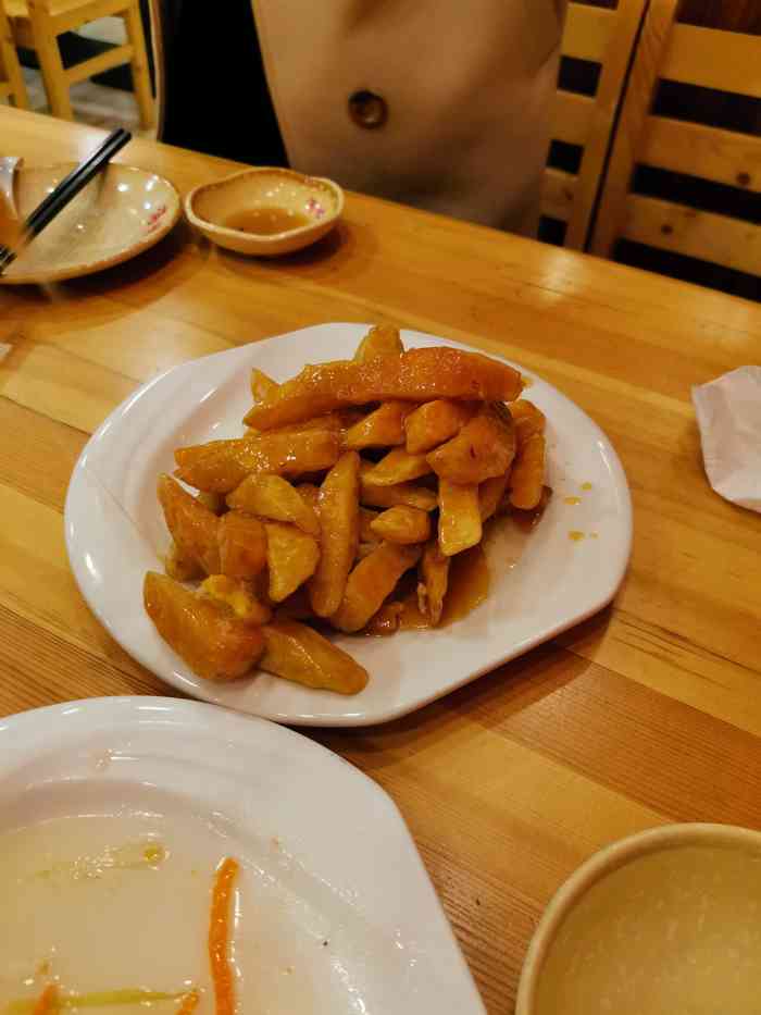 满味楼饺子王(虹口店"快过年了,公司食堂关门苦于没有饭吃就选择.