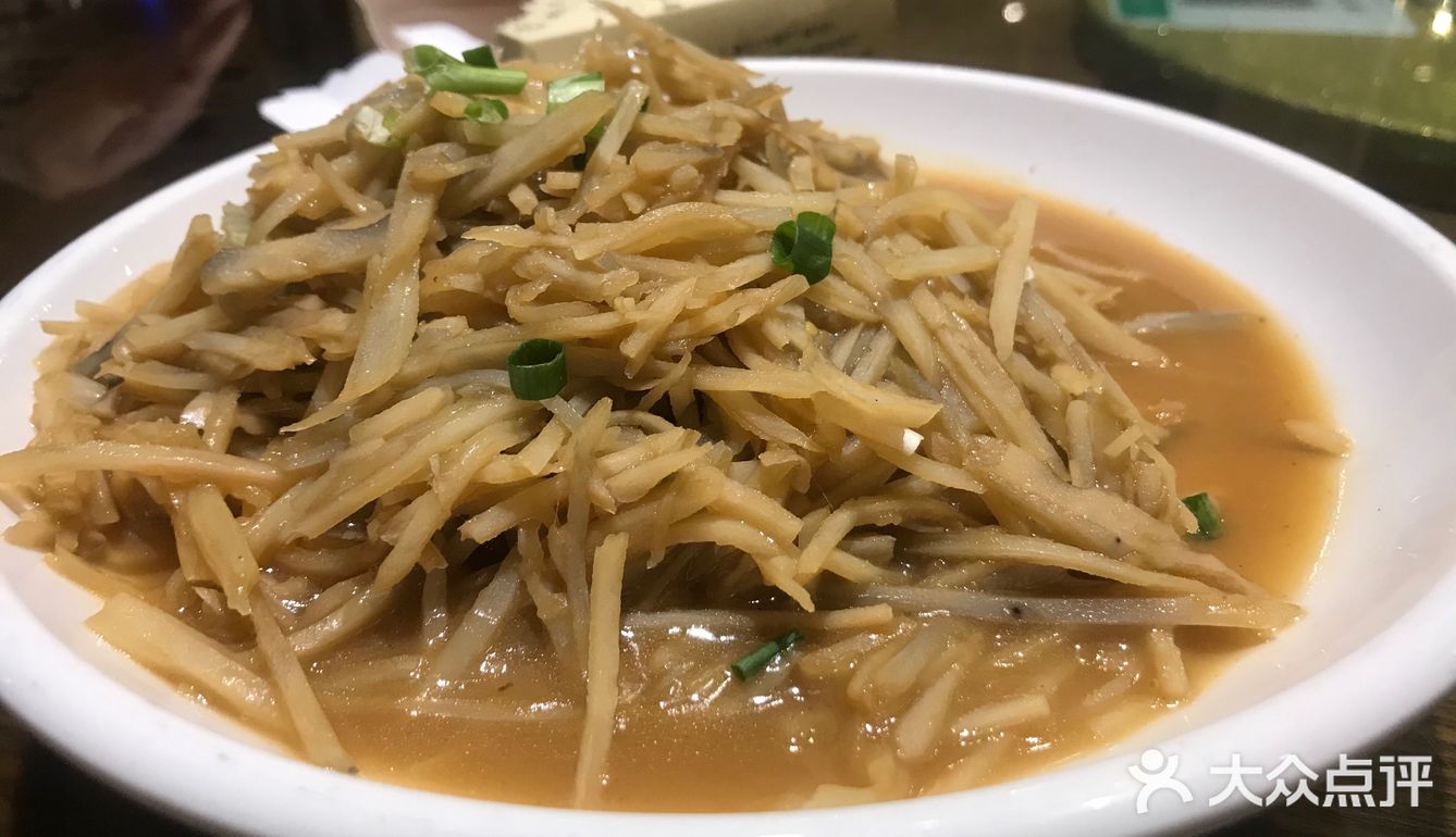 探秘味鲜价格美丽性价比极高的小县餐厅
