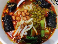 -湘人龙记老长沙米粉(鸟巢店)