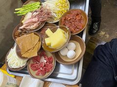 -黄潇洒老火锅(九眼桥宏济巷店)