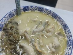 -明呈黄鱼面馆(斜土路店)