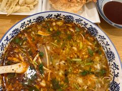-八百里牛肉汤(盖饭·锅贴·万象城店)