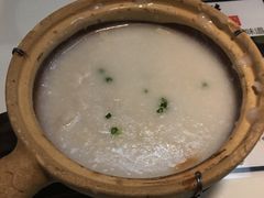 -新大咀港式茶餐厅(宝山万达店)