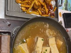 -小菜园新徽菜(宜兴八佰伴店)