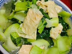 -芦茨金富饭庄·25年老字号·专做稻草鸡