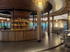 -茅草房·河畔园林火锅