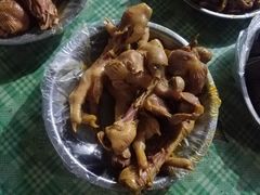 -梁老三麻辣鸡头总店