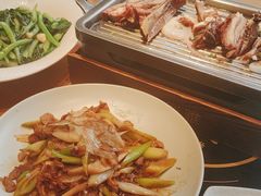 -娜仁图雅蒙古美食村(33小镇店)