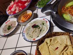 -喜悦小串丹东小黄牛海鲜烧烤大排档(民主广场店)