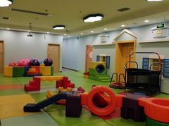 -巧虎KIDS早教托育成长中心(北京西城天虹中心)