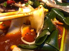 -鸣记脆皮烤鱼·海鲜烤鱼(三八广场店)