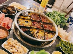 -邓莽子老火锅(中兴路总店)