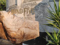 -BUND·FIVE外滩5号(天际店)