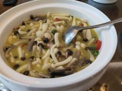 -东湖食堂·湖景餐厅•会议
