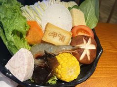 -呷哺呷哺(万达新世界店)