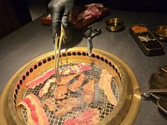 -铭牛烧肉·和牛海鲜自助(高新月牙湖店)