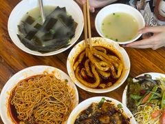 -中和裴氏蹄花(府河路店)
