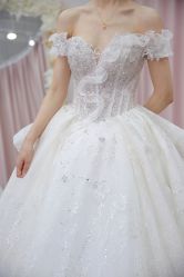 -LOVE SHINE婚纱·红鼎庄龙凤褂·妈妈装定制
