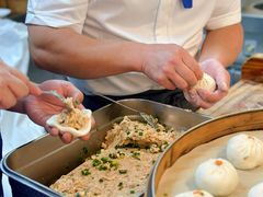 -李与白包子铺(桐梓林店)
