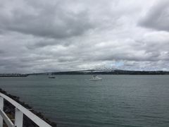 -豪拉基湾