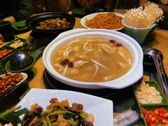 原味椰子鸡汤-龙泉人椰子鸡.糟粕醋.海南菜(三亚旗舰店)