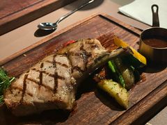 -Oasis Bar & Grill