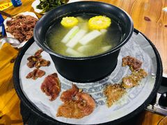 -五指山生态小黄牛(皮皮虾海鲜广场店)