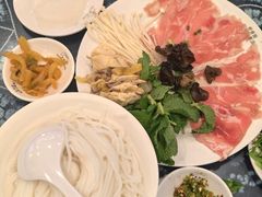 -桥香园云南过桥米线(金马碧鸡店)